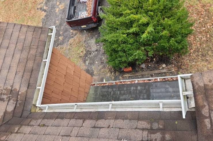 E&J's Gutter Gurus